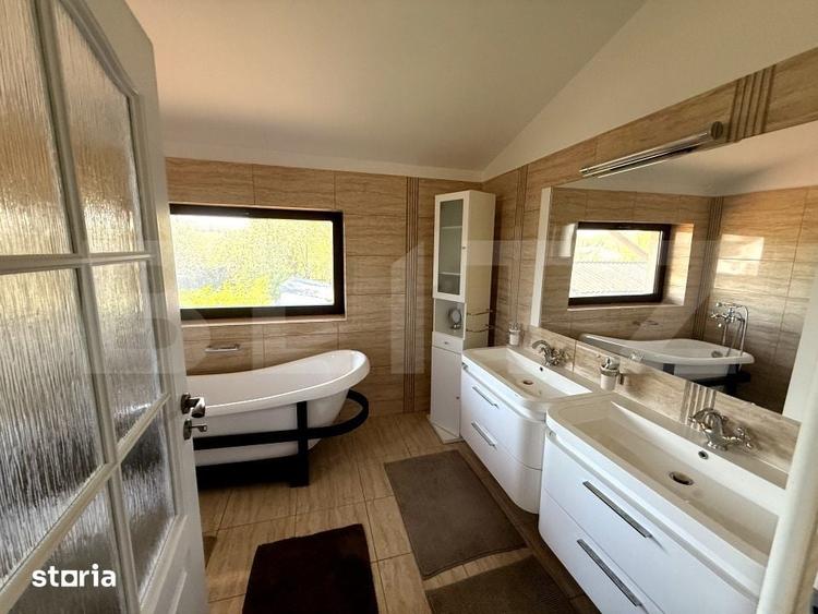 Casă cu 3 camere cu Teren 1342 Mp în Plopu