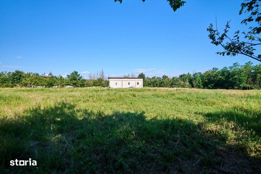 Casă cu 1 camere cu Teren 1100 Mp în Budeasa