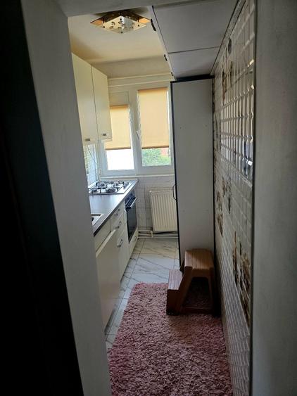 Apartament cu 2 camere semidecomandat în Micro 5