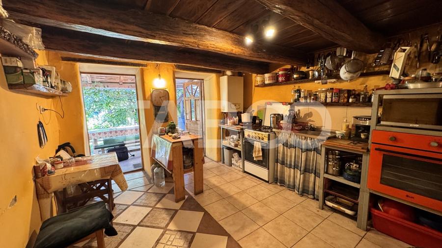 Casă individuală cu 3 camere cu Teren 959 Mp în Cornățel