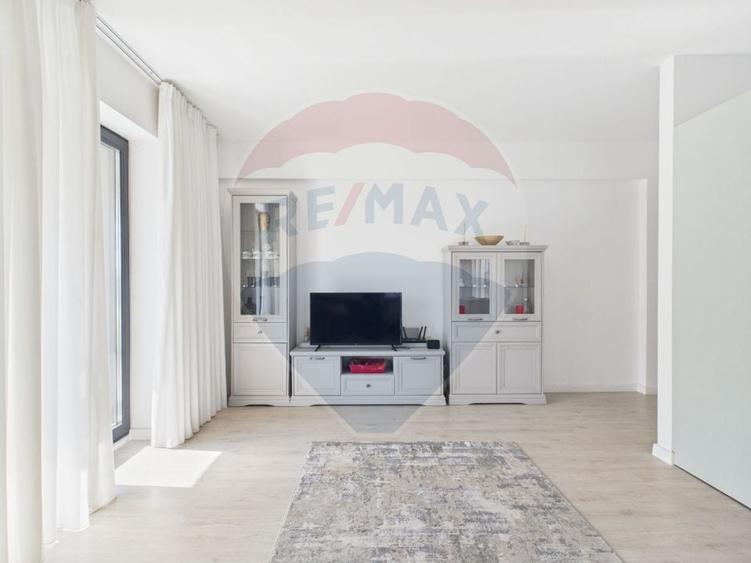 Apartament cu 2 camere decomandat, mobilat în Pipera