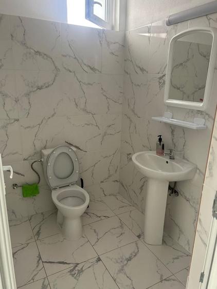 Spațiu comercial, de 78 mp, în Șimnicu de Sus