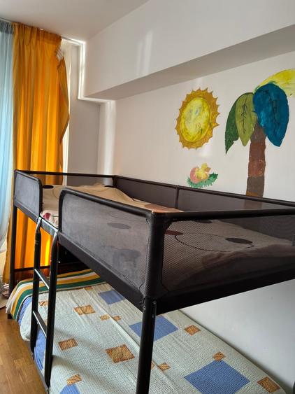 Apartament cu 3 camere în Republicii