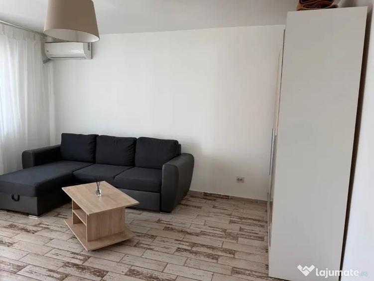 Garsonieră decomandată în Metalurgiei