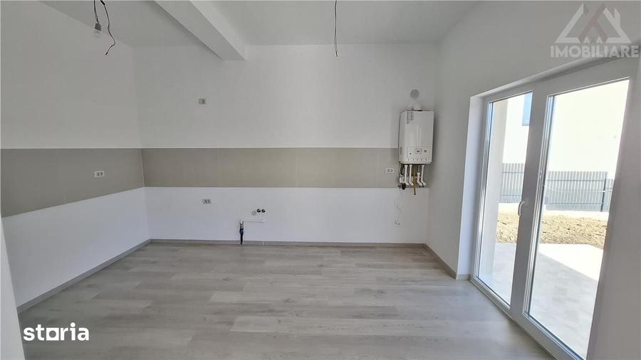 Casă cu 4 camere cu Teren 600 Mp în Valea Lupului
