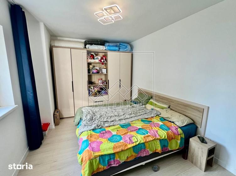 Apartament cu 3 camere în Terezian
