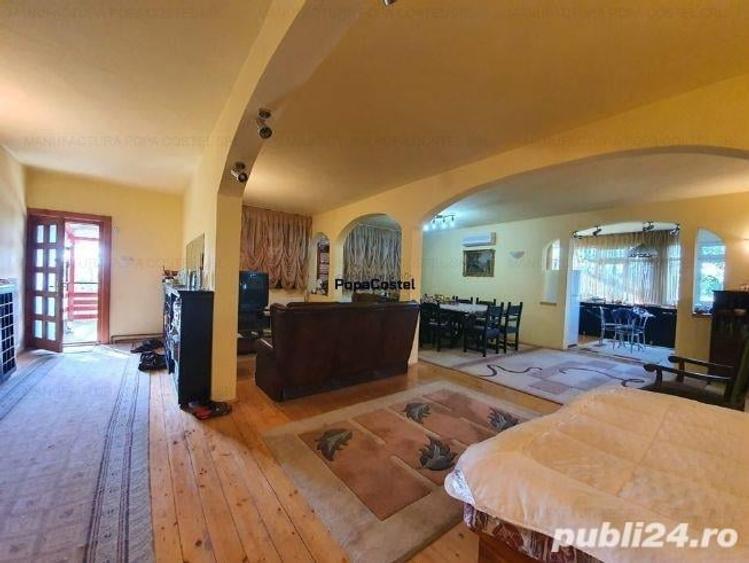 Casă cu 3 camere cu Teren 8000 Mp în Podenii Vechi