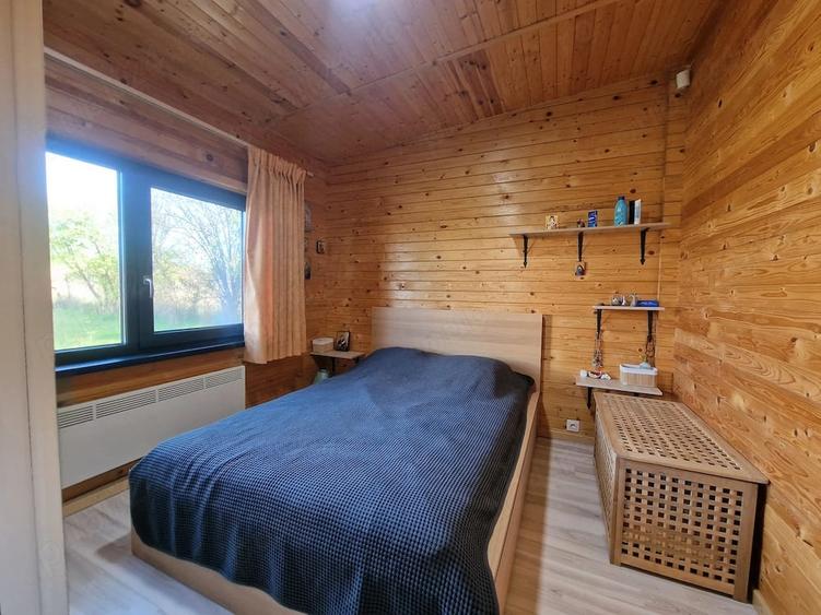 Casă cu 3 camere cu Teren 1000 Mp în Pecineaga