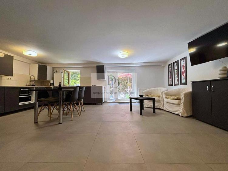 Apartament cu 3 camere semidecomandat, mobilat în Mănăștur