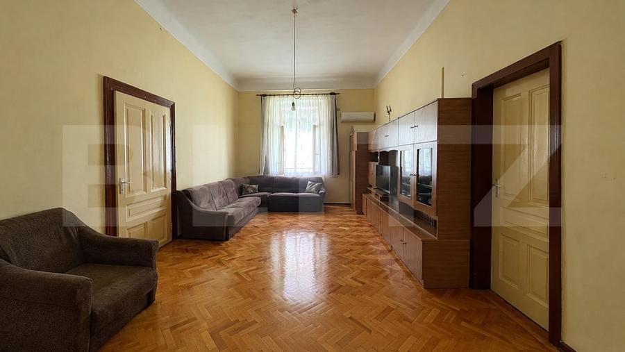 Apartament cu 2 camere semidecomandat, mobilat în Ultracentral