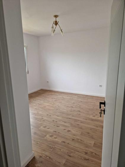 Casă cu 3 camere în Barieră