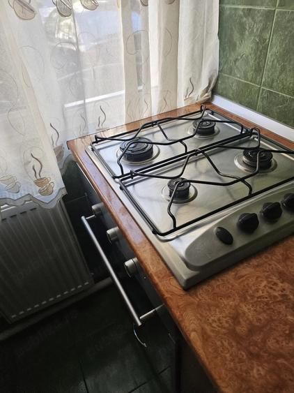 Garsonieră decomandată în Ostroveni