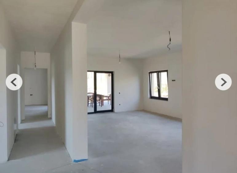 Casă cu 4 camere cu Teren 800 Mp în Săliște