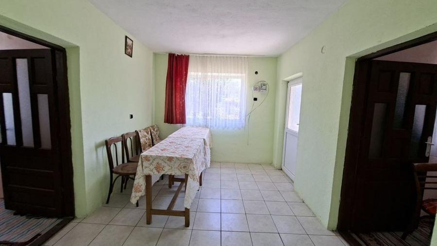 Casă cu 3 camere cu Canalizare în Teiu