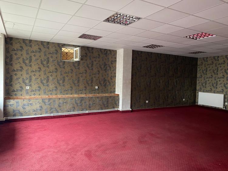 Spațiu comercial, 70 mp în Central