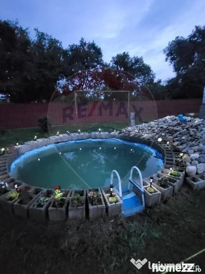 Casă cu 4 camere cu Teren 5000 Mp în Girov