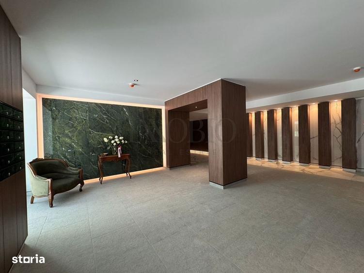 Apartament cu 4 camere, mobilat în Băneasa