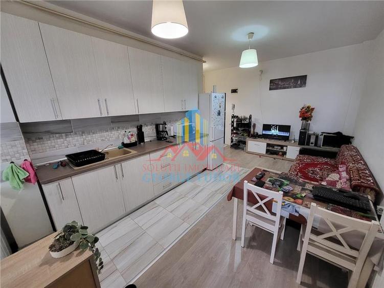 Apartament cu 2 camere semidecomandat, mobilat în Militari