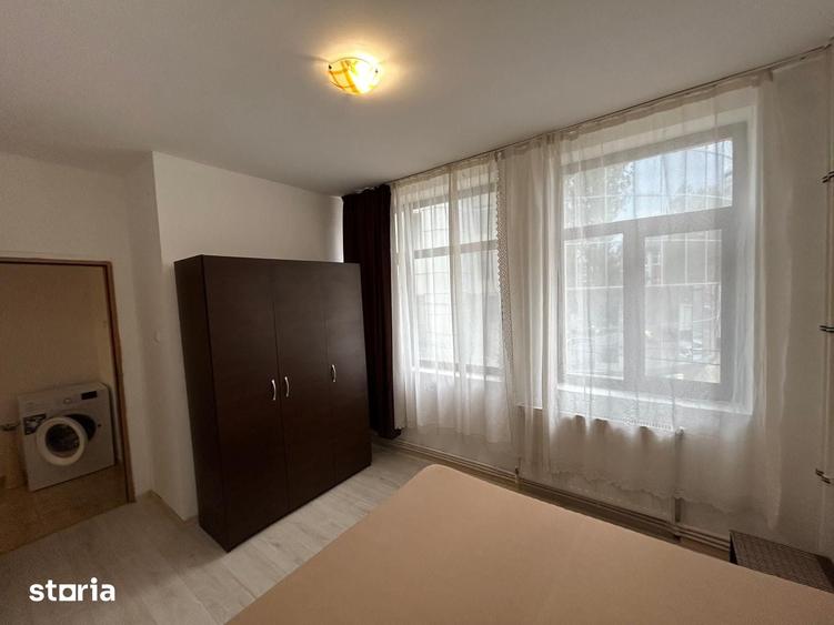 Apartament cu 2 camere decomandat în Bularga