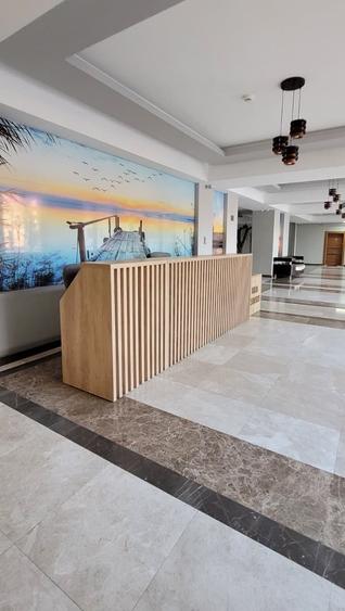 Apartament cu 3 camere semidecomandat, mobilat în Central
