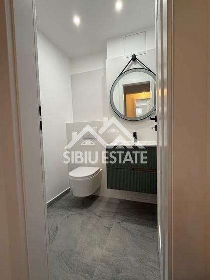 Apartament cu 3 camere decomandat în Ștrand