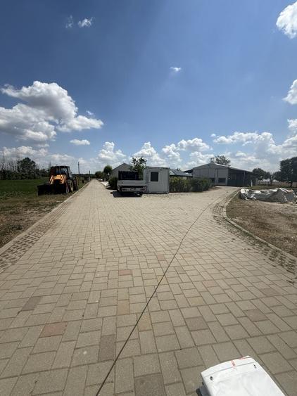Spațiu comercial, în Ghimpați