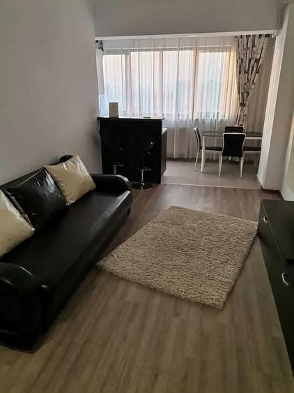 Apartament cu 2 camere decomandat în Alexandru cel Bun