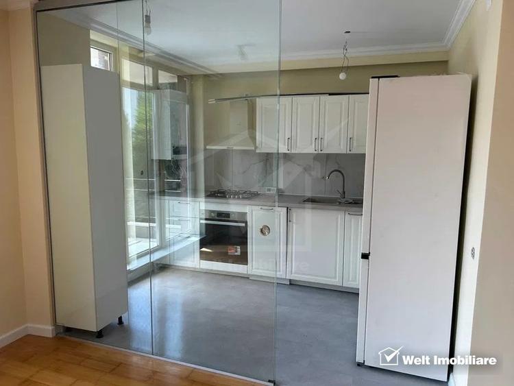 Apartament cu 2 camere semidecomandat, mobilat în Borhanci