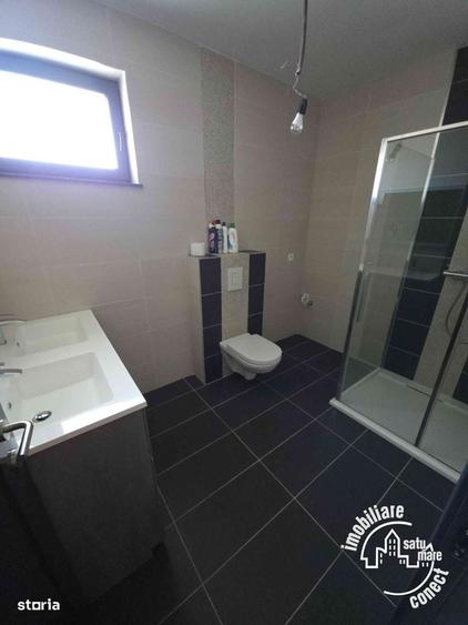 Casă cu 3 camere cu Teren 300 Mp în Central