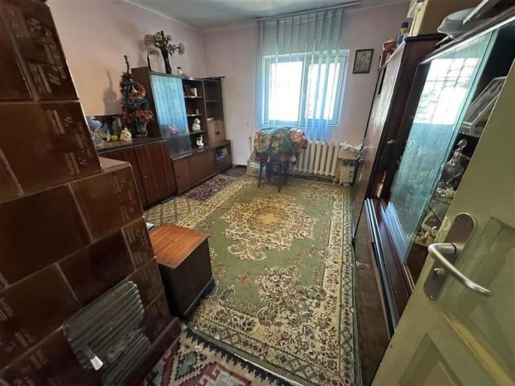 Casă individuală cu 3 camere cu Teren 969 Mp în Sud