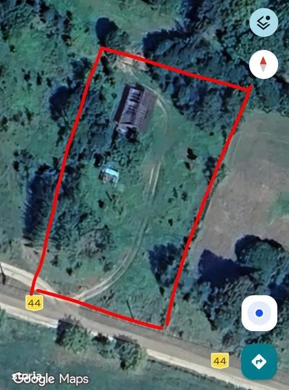Teren de 3000 mp, în Voievodeasa