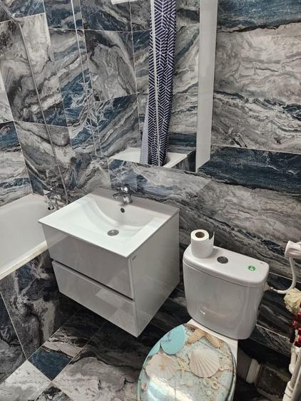 Apartament cu 2 camere decomandat în Crângași