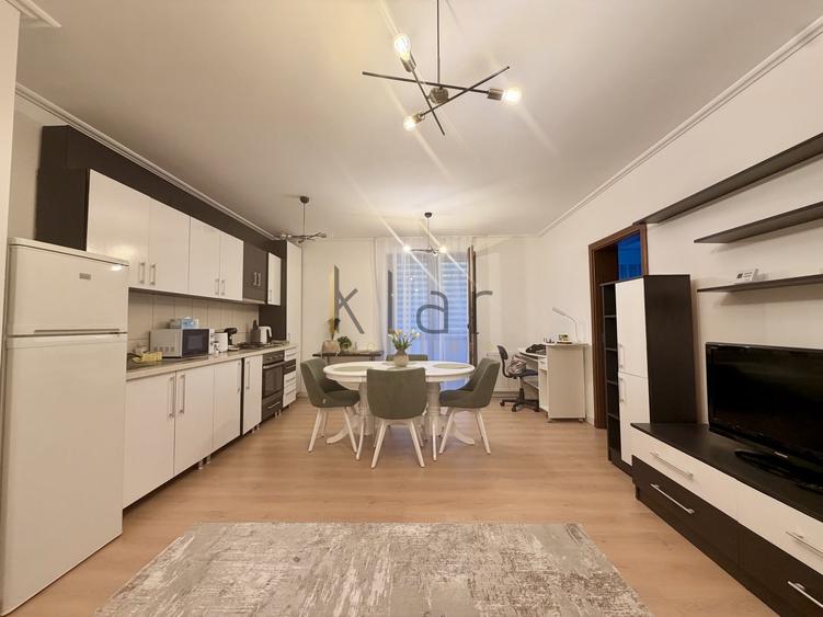 Apartament cu 2 camere semidecomandat, mobilat în Zorilor