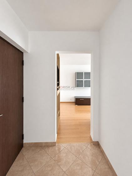 Apartament cu 3 camere decomandat, mobilat în Gorjului