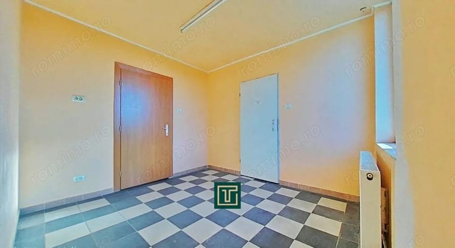 Cladire cu 10 camere in Aradul Nou ideala pentru investi?ie/afaceri - 1