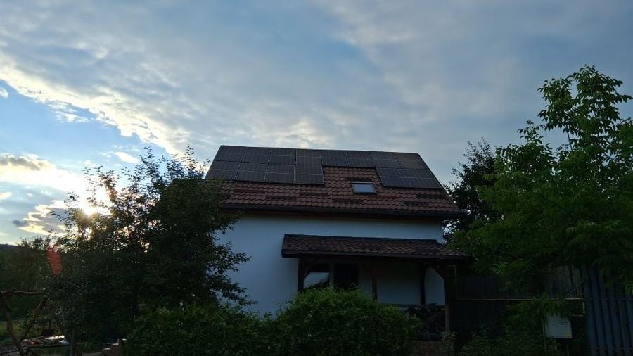 Casă cu 4 camere în Bărdești