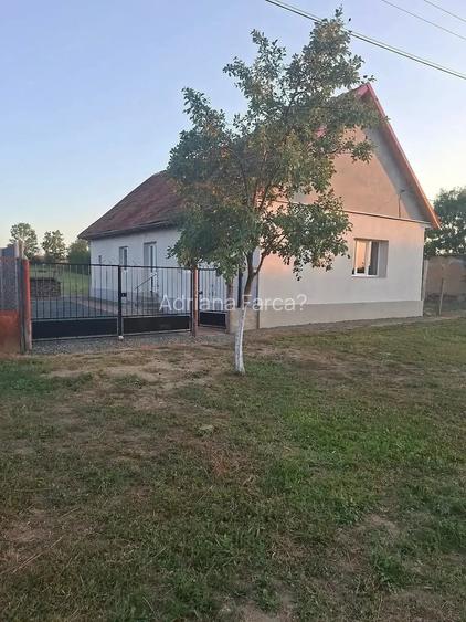 Vand casa in localitatea Sarbova.Jud.Timi?