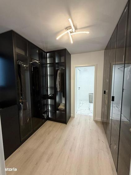 Casă cu 4 camere cu Teren 60 Mp în Calea Poplăcii
