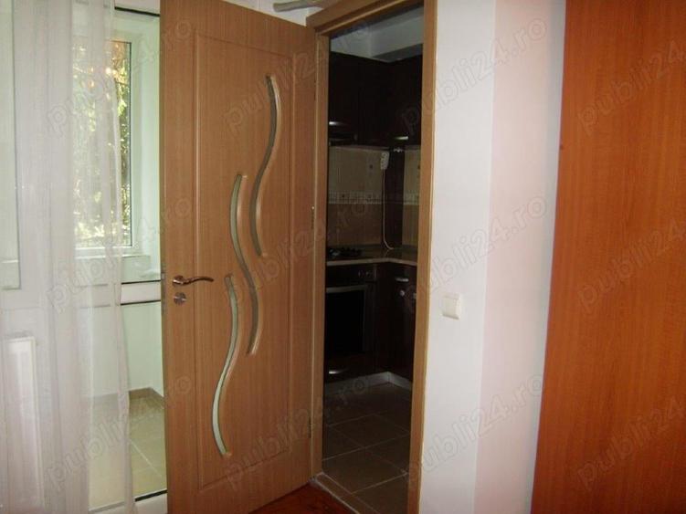 Garsonieră semidecomandată în Titan