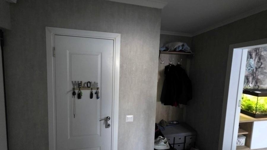 Apartament cu 3 camere semidecomandat în Tătărași