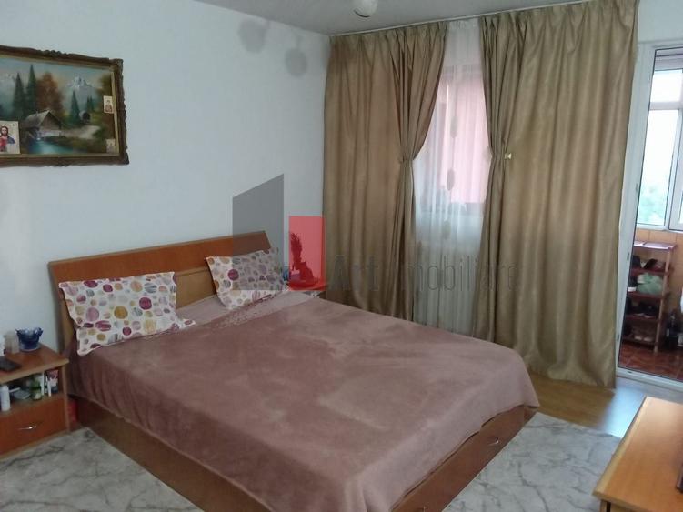 Apartament cu 2 camere decomandat în Giurgiului