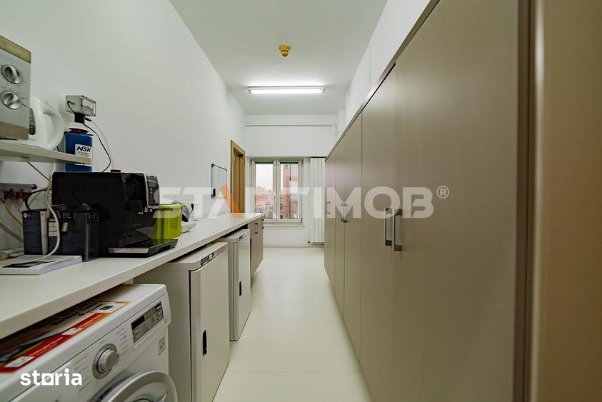 Spațiu comercial, de 115 mp, în Piața