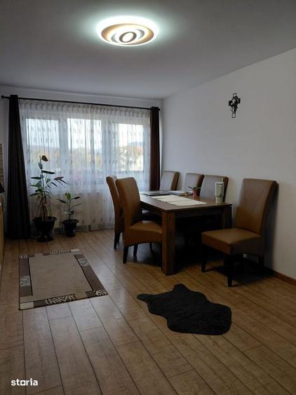 Apartament cu 3 camere decomandat în Unirea