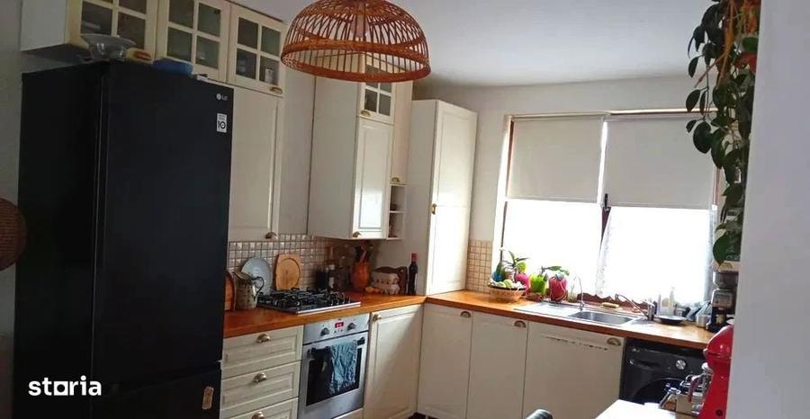 Duplex 120 mp, 4 camere, garaj si curte generoasa Urusagului - 1