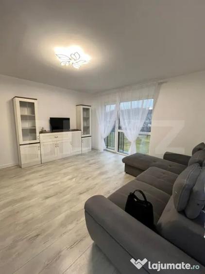 Apartament cu 2 camere semidecomandat în Calea Moldovei