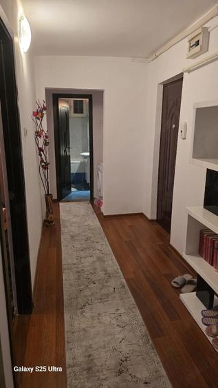 Apartament cu 2 camere decomandat în Horia