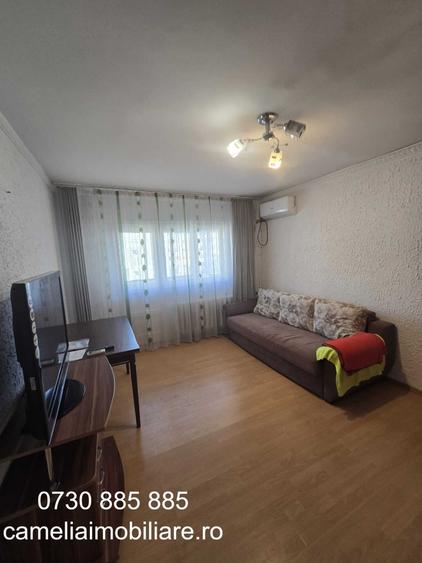 Garsonieră decomandată în Gorjului