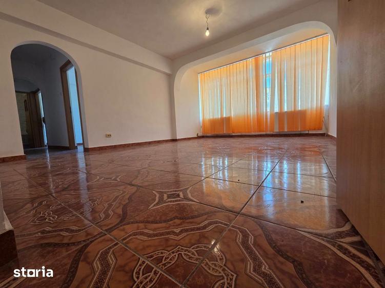 Apartament cu 3 camere în Vest
