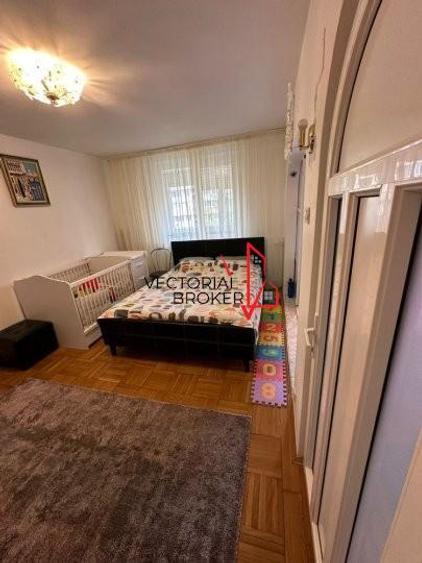 Apartament cu 2 camere semidecomandat în Basarabia