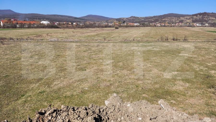 Teren Construcții extravilan de 1100 mp, în Unirea